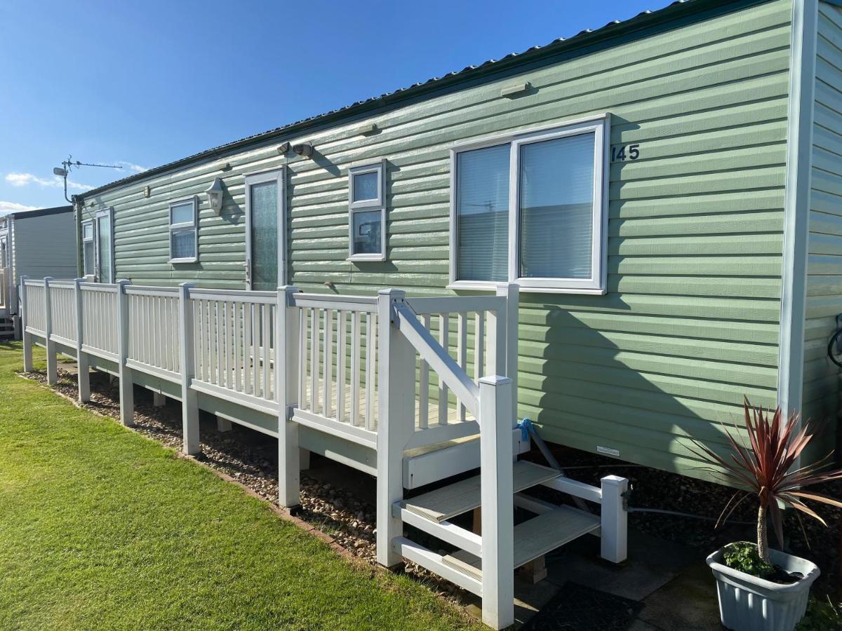 Seaview 145 - Pet Friendly, Bath And Close To Beach & Fantasy Island - Meadow Lakes Caravan & Lodge Hire Ingoldmells Exteriör bild
